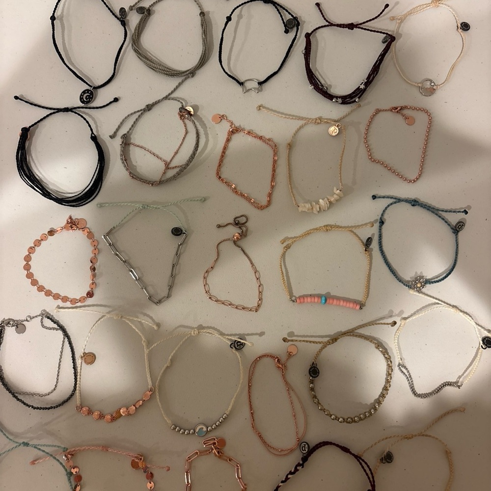 Pura Vida Assorted Bracelet Collection (26 bracelets)
